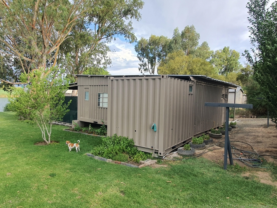 5 Bedroom Property for Sale in Douglas Northern Cape